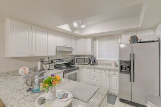 1082 E Michigan St in Orlando, FL - Building Photo - Building Photo