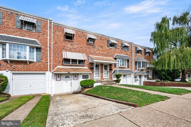 property at 3595 Oakhill Rd