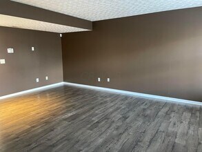 5967 Canyon Creek Dr in Dublin, OH - Building Photo - Building Photo