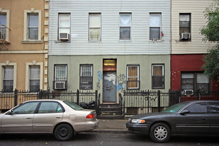 1498 Dekalb Ave in Brooklyn, NY - Foto de edificio - Building Photo