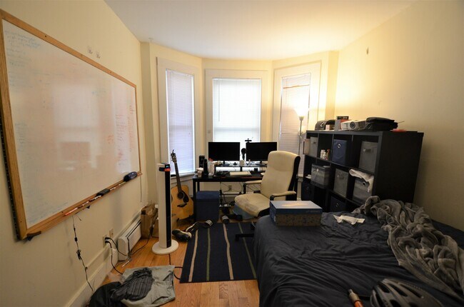 37 Brookline St in Cambridge, MA - Foto de edificio - Building Photo