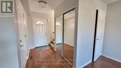 112 Nathan Crescent in Barrie, ON - Building Photo - Building Photo