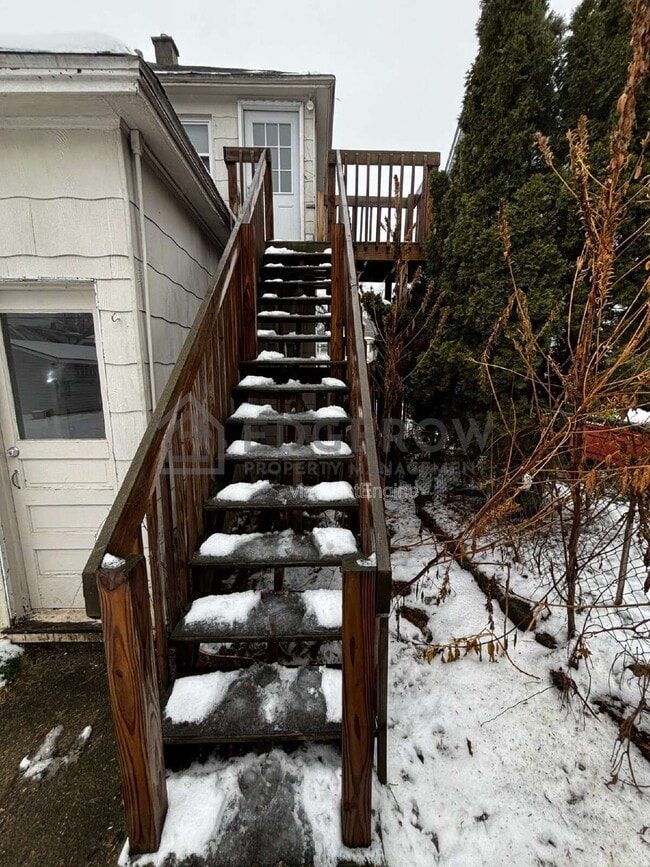 1243 Crosby St NW in Grand Rapids, MI - Building Photo - Building Photo