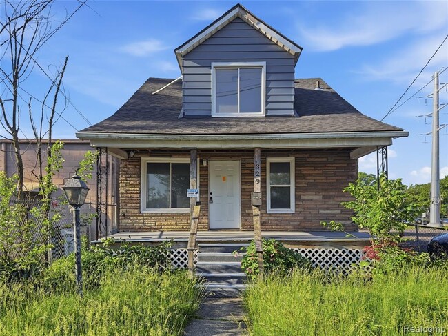 property at 329 W Muir Ave