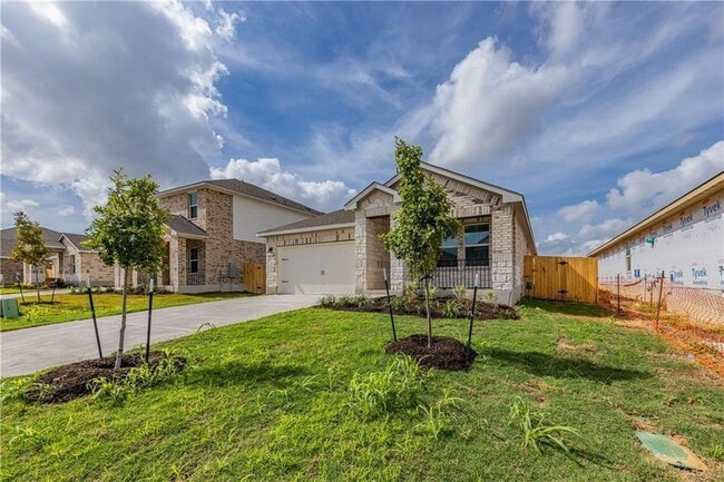 13905 Heartland Dr in Manor, TX - Building Photo - Building Photo
