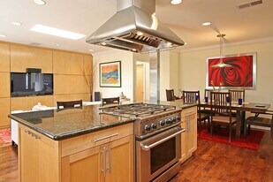 807 Warren Ave, Unit 809 in Venice, CA - Building Photo