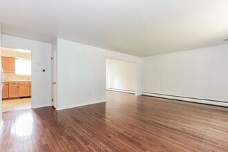 581 General Steuben Rd in King of Prussia, PA - Foto de edificio - Building Photo