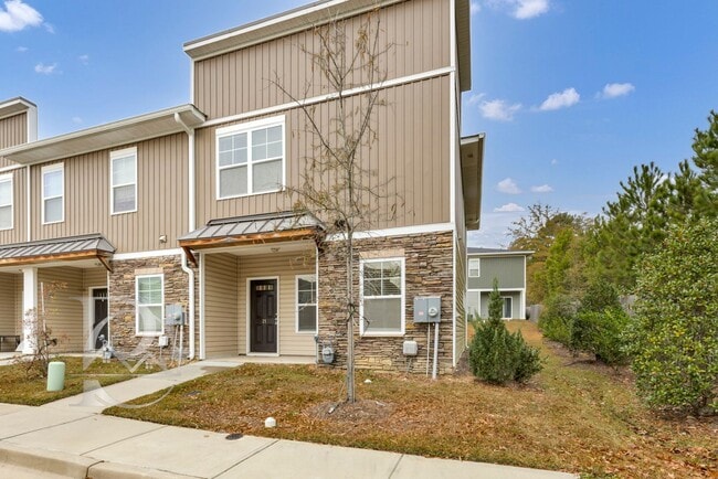 property at 21 Grayson Grove Ct