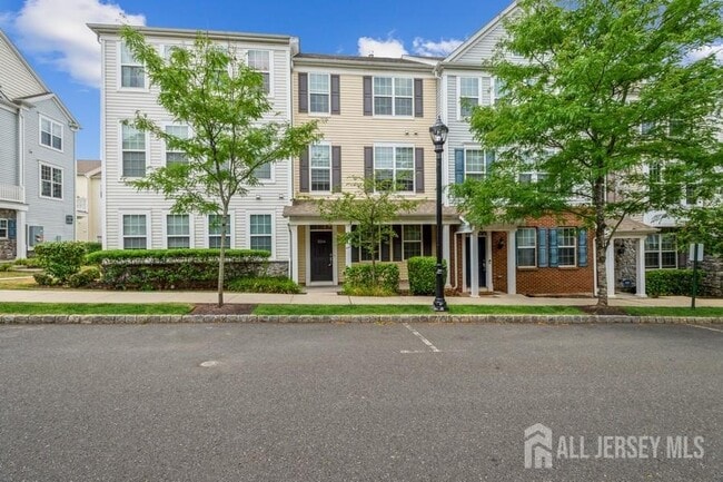 property at 2204 Leia Ln
