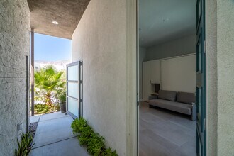 188 Blue Moon Dr in Palm Springs, CA - Building Photo - Building Photo