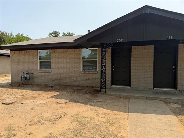 2509 Normont Cir