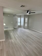 4084 Stillwood Dr in Jacksonville, FL - Building Photo - Building Photo