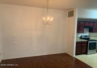 3631 Kirkpatrick Cir, Unit 6 in Jacksonville, FL - Building Photo - Building Photo