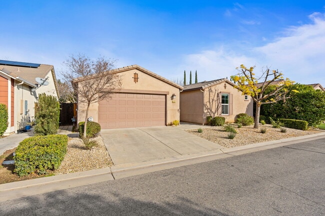 property at 3471 Bloomfield Ln