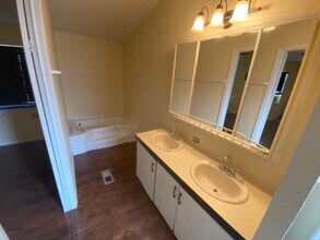 1900 Lake Park Dr in Spring Branch, TX - Building Photo - Building Photo
