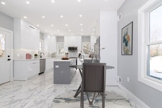 57 Berlant Ave in Linden, NJ - Foto de edificio - Building Photo