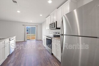 4609 Hazelburn Dr in Greensboro, NC - Building Photo - Building Photo