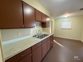 2505 Pollard Rd in Daphne, AL - Building Photo - Building Photo