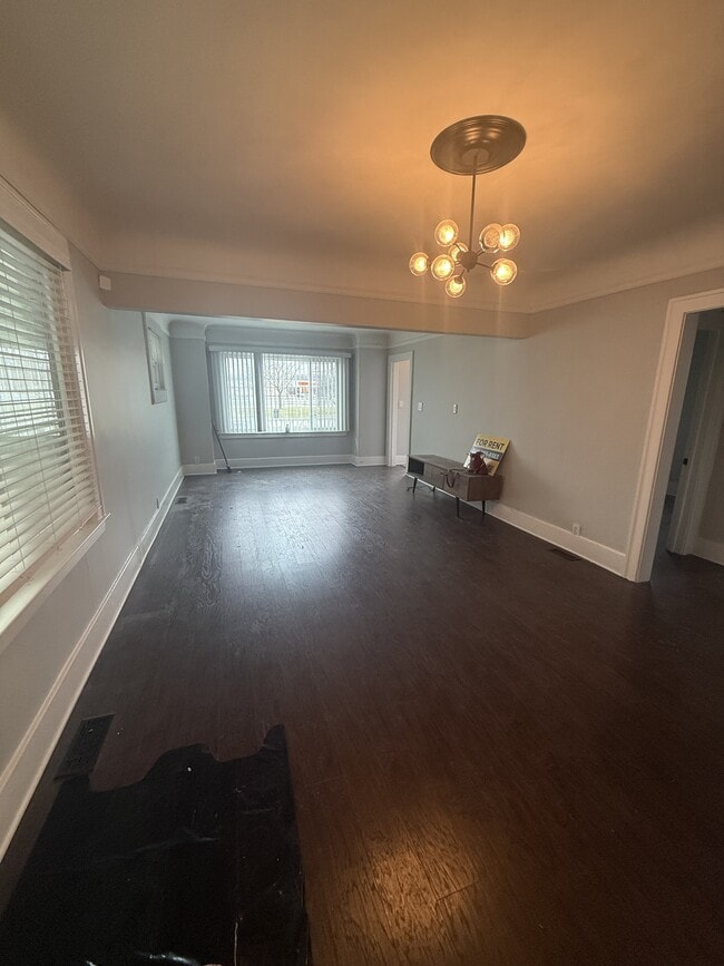 221 E Bennett St in Ferndale, MI - Building Photo - Building Photo