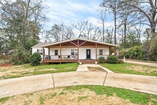 934 McKinley Ave in Auburn, AL - Building Photo