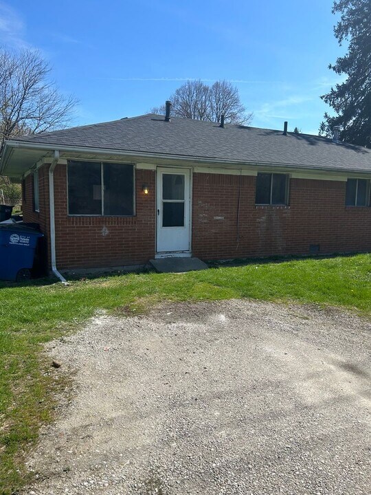 154 Yambor St in Toledo, OH - Building Photo