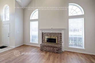 2259 Meadowstone Dr in Carrollton, TX - Building Photo - Building Photo