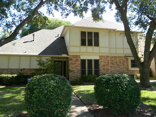 property at 2711 River Birch Dr