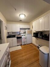 227 Marlborough St, Unit 3 in Boston, MA - Building Photo - Building Photo