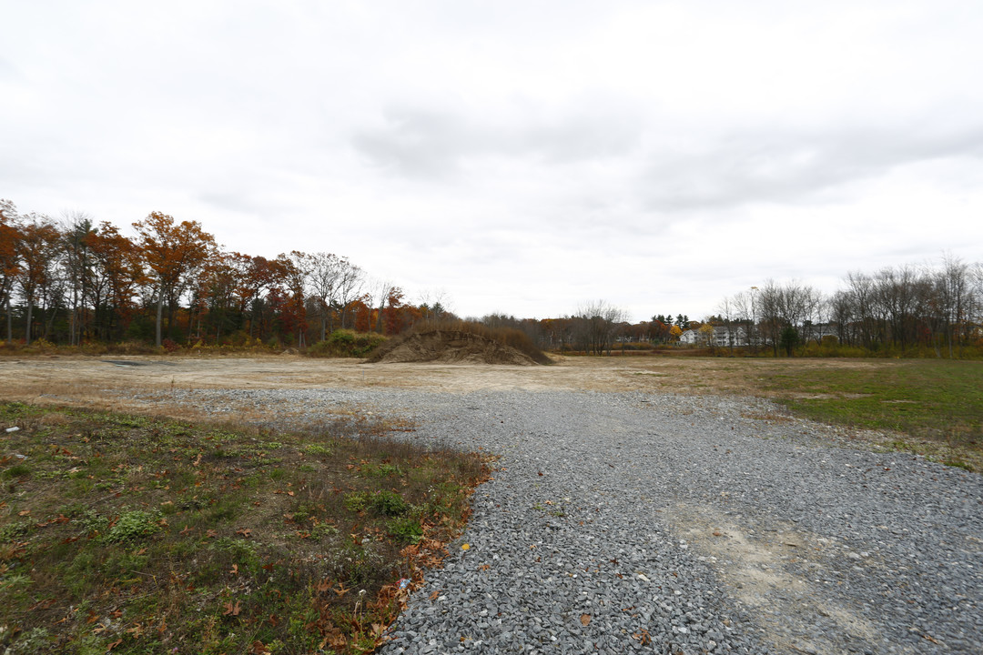 Carter Commons in Tewksbury, MA - Building Photo