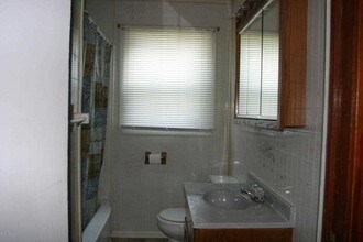 2658 Rowan St, Unit 2081 in Louisville, KY - Building Photo - Building Photo