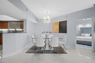 16699 Collins Ave, Unit 1104 in Sunny Isles Beach, FL - Building Photo - Building Photo