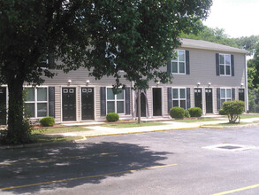 Reese Village Apartments in Emporia, VA - Building Photo - Building Photo