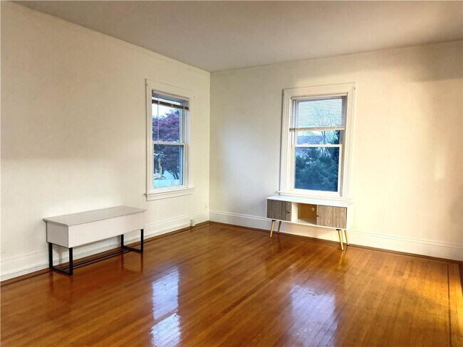 27 Allen Ave in Pawtucket, RI - Building Photo - Building Photo