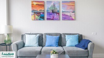 305 Dr. M.L.K. Jr St S in St. Petersburg, FL - Building Photo