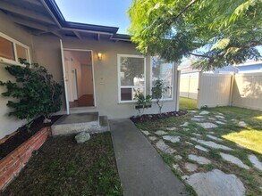 4455 Castelar St in San Diego, CA - Building Photo - Building Photo
