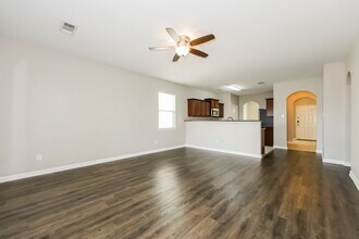 6120 Chalk Hollow Dr in Fort Worth, TX - Building Photo - Building Photo