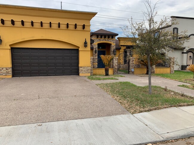 property at 3107 Conde Dr
