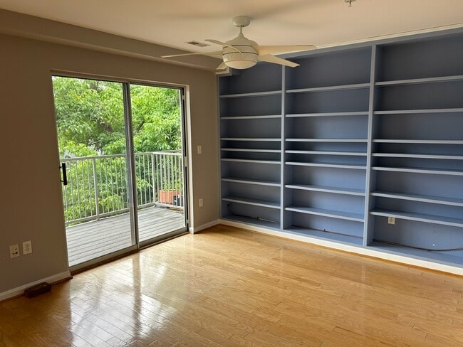 property at 6827 4th St NW