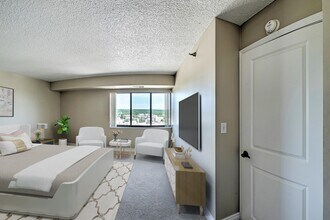Skyrise Luxury Apartments in Kalamazoo, MI - Building Photo - Building Photo