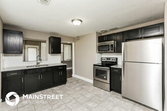 19 Volusia Dr in Debary, FL - Foto de edificio - Building Photo