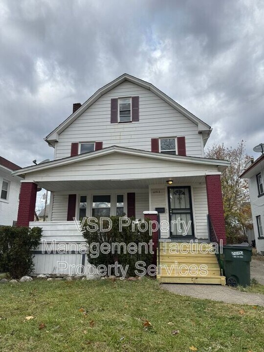12713 Rexwood Ave in Garfield Heights, OH - Building Photo