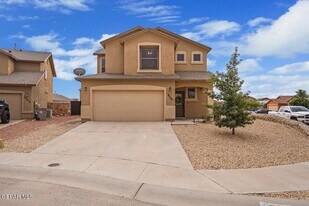 14624 Lipizzan in El Paso, TX - Building Photo