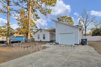 7020 Pantego Dr in Fayetteville, NC - Building Photo - Building Photo