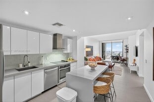1600 NE 1st Ave in Miami, FL - Building Photo