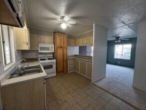 1418 Church Dr in Bullhead City, AZ - Building Photo - Building Photo