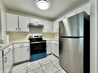 15430 SW 82nd Ln in Miami, FL - Foto de edificio - Building Photo