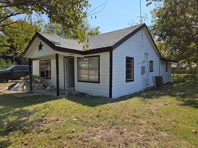 608 E 8th St in Kemp, TX - Building Photo - Building Photo