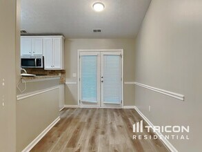 449 Sarah's Ln in Locust Grove, GA - Building Photo - Building Photo