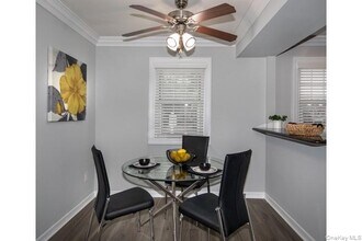 18 Starboard Ln in Patchogue, NY - Building Photo - Building Photo