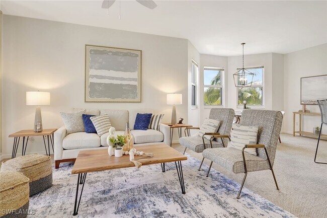 property at 470 Launch Cir